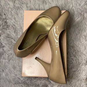 BANDOLINO patent leather pumps